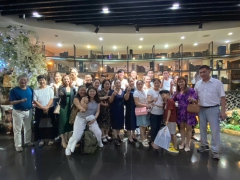 Chúc mừng năm mới 2025